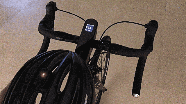 Разработан велосипедный фонарь, повторяющий движения головы ездока