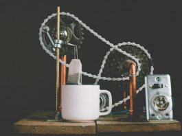 Создан аппарат для автоматического заваривания чая в пакетиках