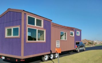 В США продали самый большой дом на колесах