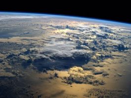 NASA предлагает всем желающим «усыновить» Землю