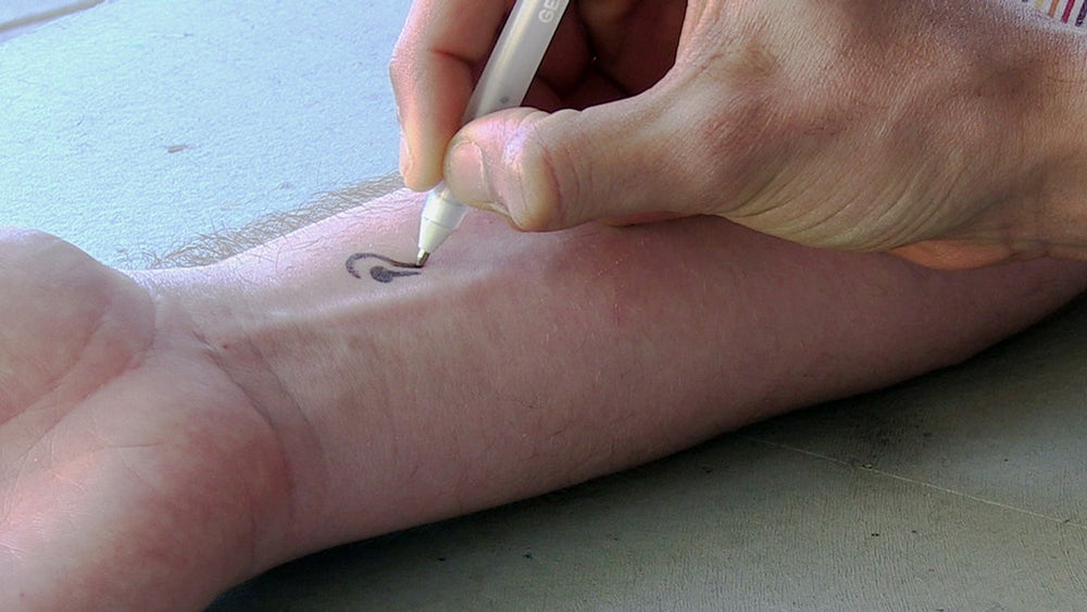 Будущее татуировок: 3D-печать или исчезающие чернила? 