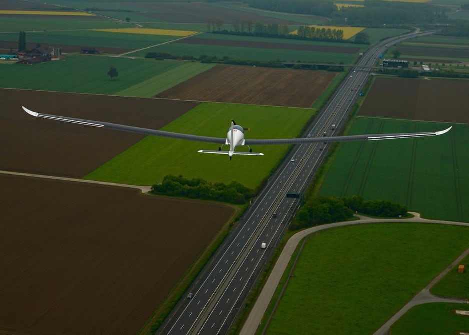 В Швейцарии разрабатывают "солнечный" самолет для полетов в стратосфере