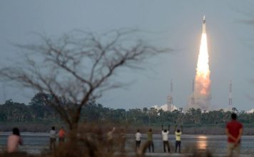 Индия успешно запустила в космос тяжелую ракету