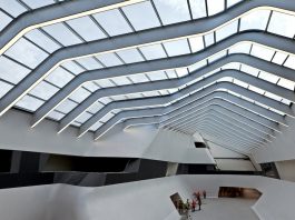 В Италии открыли железнодорожный вокзал по проекту Захи Хадид