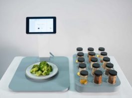 Студенты создали аппарат, обучающий использованию приправ