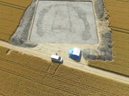 Возле Стоунхенджа обнаружено древнее погребальное сооружение