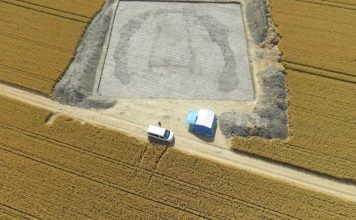 Возле Стоунхенджа обнаружено древнее погребальное сооружение