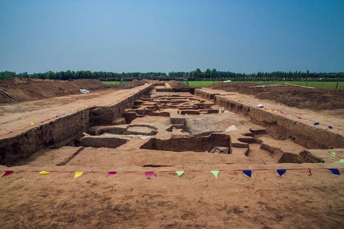 В Китае обнаружены могилы людей-великанов