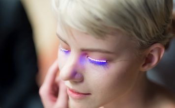 Разработаны LED-ресницы