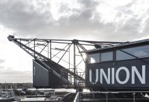 Промышленный кран переделали в роскошный отель