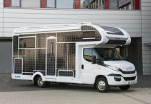 Появился первый автомобиль почти полностью обитый солнечными панелями