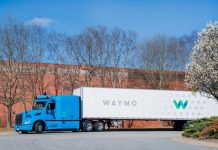 Waymo продолжает тестировать автономно управляемые грузовики в США