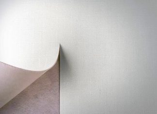 Покраска обоев малярным флизелином