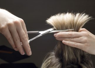 Как сделать стильную стрижку в домашних условиях?