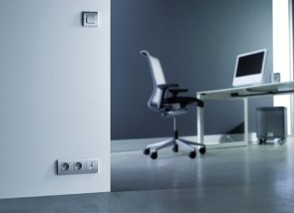 Как обезопасить электрическую сеть в квартире?