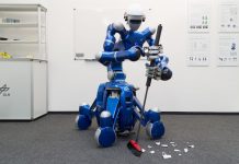 ЕКА и управление роботами с орбиты