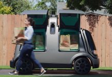 Kroger и Nuro запустили тесты электромобилей-доставщиков в Аризоне