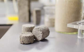 Специалисты создают строительные блоки из человеческой мочи