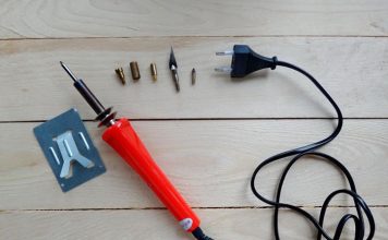 Как выбрать хороший выжигатель по дереву?