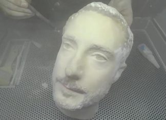 Проведен интересный эксперимент с распознаванием лиц у флагманов