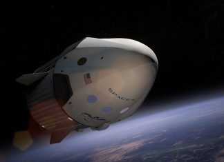 SpaceX приступила к увольнениям в штате