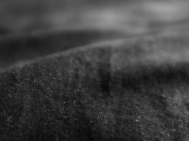 Создана новая футуристическая ткань с умными свойствами