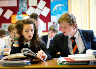 Что нужно приобрести школьнику перед началом нового учебного года?