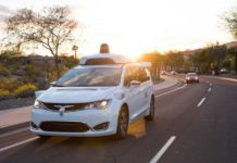 Waymo получает новые разрешения на тесты