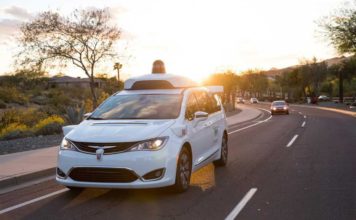 Waymo получает новые разрешения на тесты