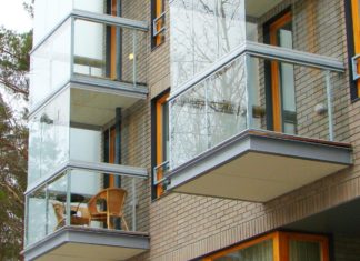 Отделка и остекление балконов от Квартет-H