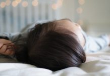 Послеобеденный сон может положительно влиять на настроение