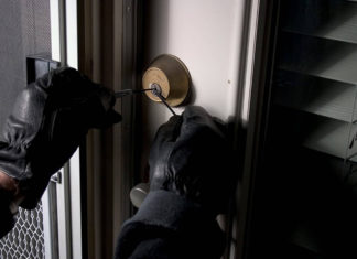 Как защитить офис от непрошенных гостей?