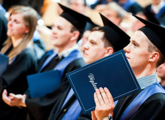 Почему вам стоит получать высшее образование за границей?