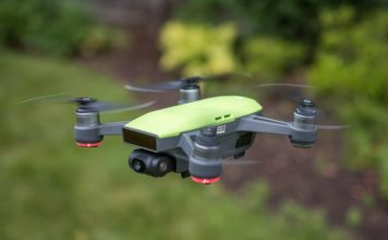 Компания DJI готовит патент двух наземных дронов