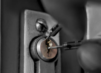 Аварийное вскрытие замковых систем: особенности выполнения работы