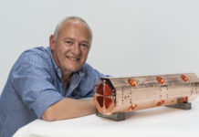 Новый ускоритель частиц на чипе может победить рак