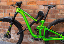 Hiplok радует велосипедистов новым умным замком-стойкой Ankr