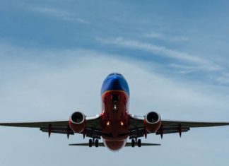 США запрещает перевозку литий-ионных аккумуляторов в самолетах