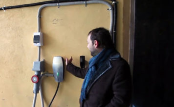 Домашняя станция зарядки для электромобиля