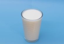 Молоко может увеличить риск рака груди