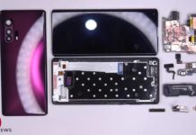 Смартфон Motorola Edge+ удивляет своей внутренней компоновкой