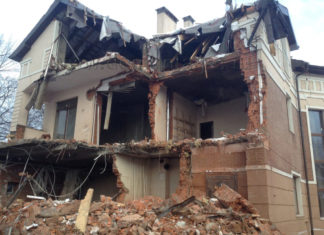 Быстрый демонтаж зданий в Киеве