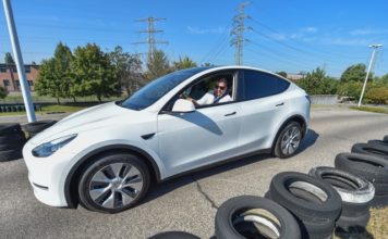 Tesla предлагает «разблокировать возможности» Model Y за 2 000 долларов