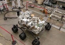 НАСА построила брата-близнеца ровера Perseverance для испытаний на Земле