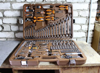 Как выбрать хороший набор инструментов?