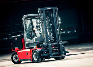 Как выбрать погрузчик для склада?