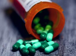 FDA рассказала об опасном случае смешения таблеток в рамках AvKARN