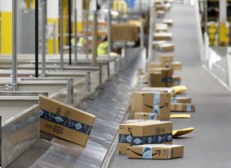 На Amazon в очередной раз подали в суд из-за COVID-19