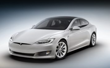 Tesla попала в новый финансовый скандал вокруг электромобилей