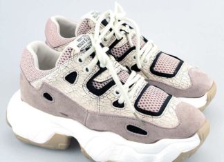 Покупка недорогих кроссовок в сети